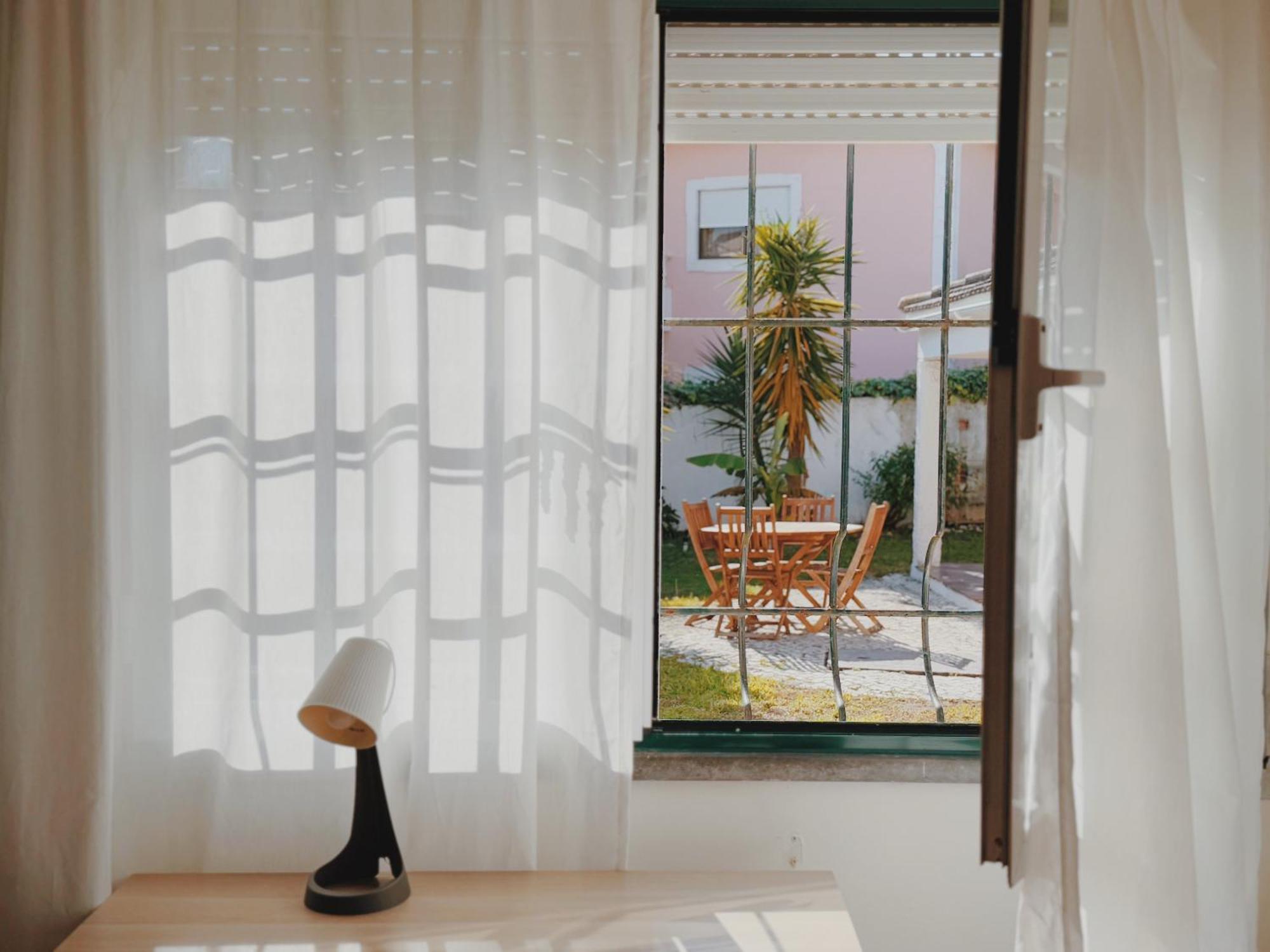 Coastal Garden Paradise Retreat- 6 Min From The Beach Шарнека Экстерьер фото